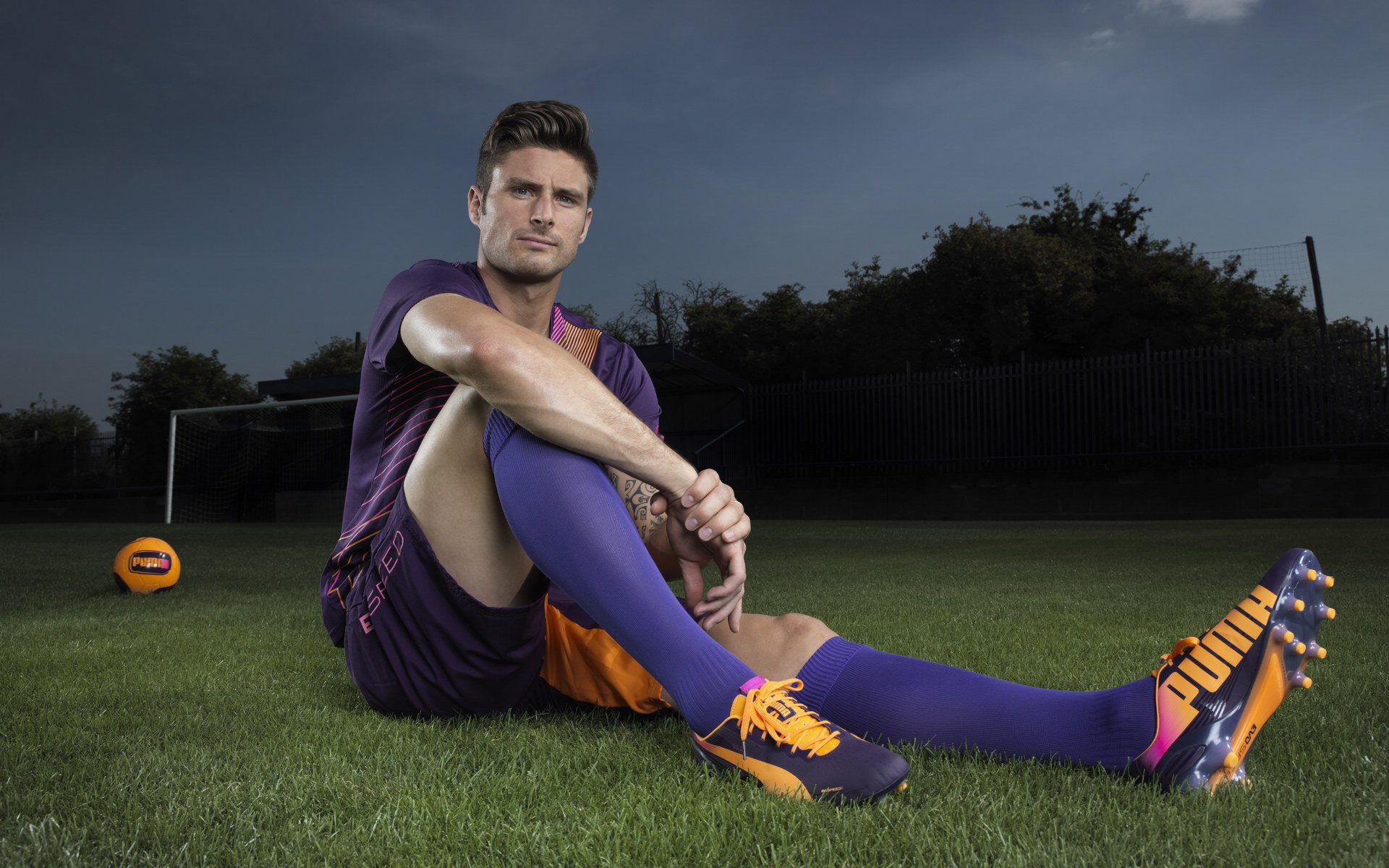 “春季赏花跑” 赛道两侧布满樱花与郁金香